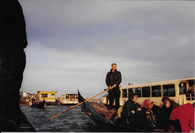 199803xx - 002 Venice, Florence, Rome.jpg